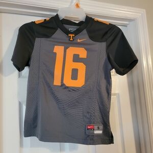Nike Tennessee Gray and Orange Sports Jersey Boys Small